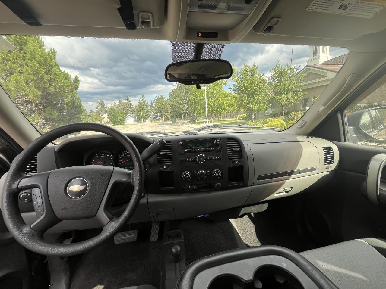 2009 Chevrolet Silverado 1500 Work Truck Ext. Cab Std. Box 4WD - Photo #9