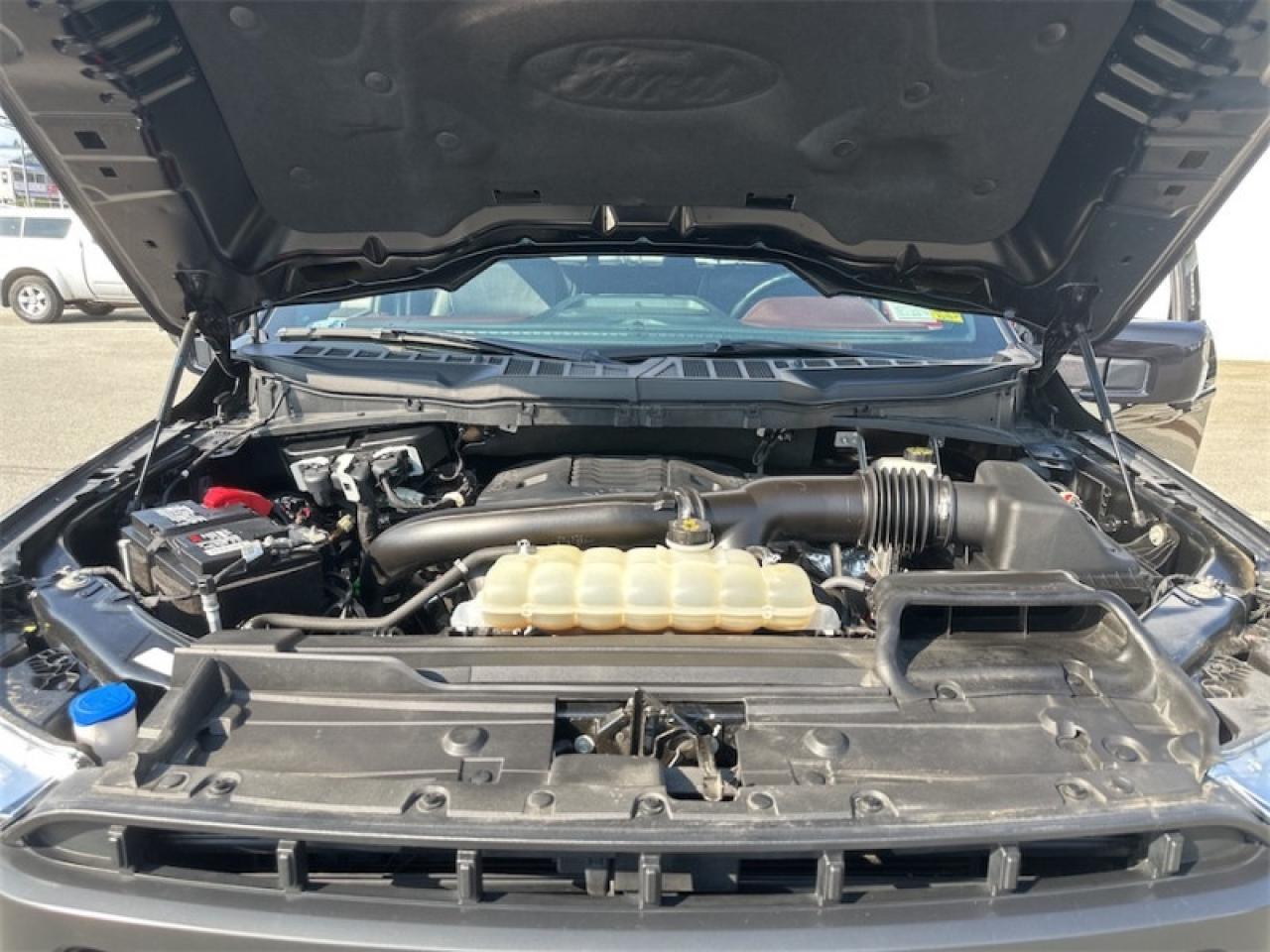 2021 Ford F-150 Lariat  - Leather Seats -  Cooled Seats Photo5