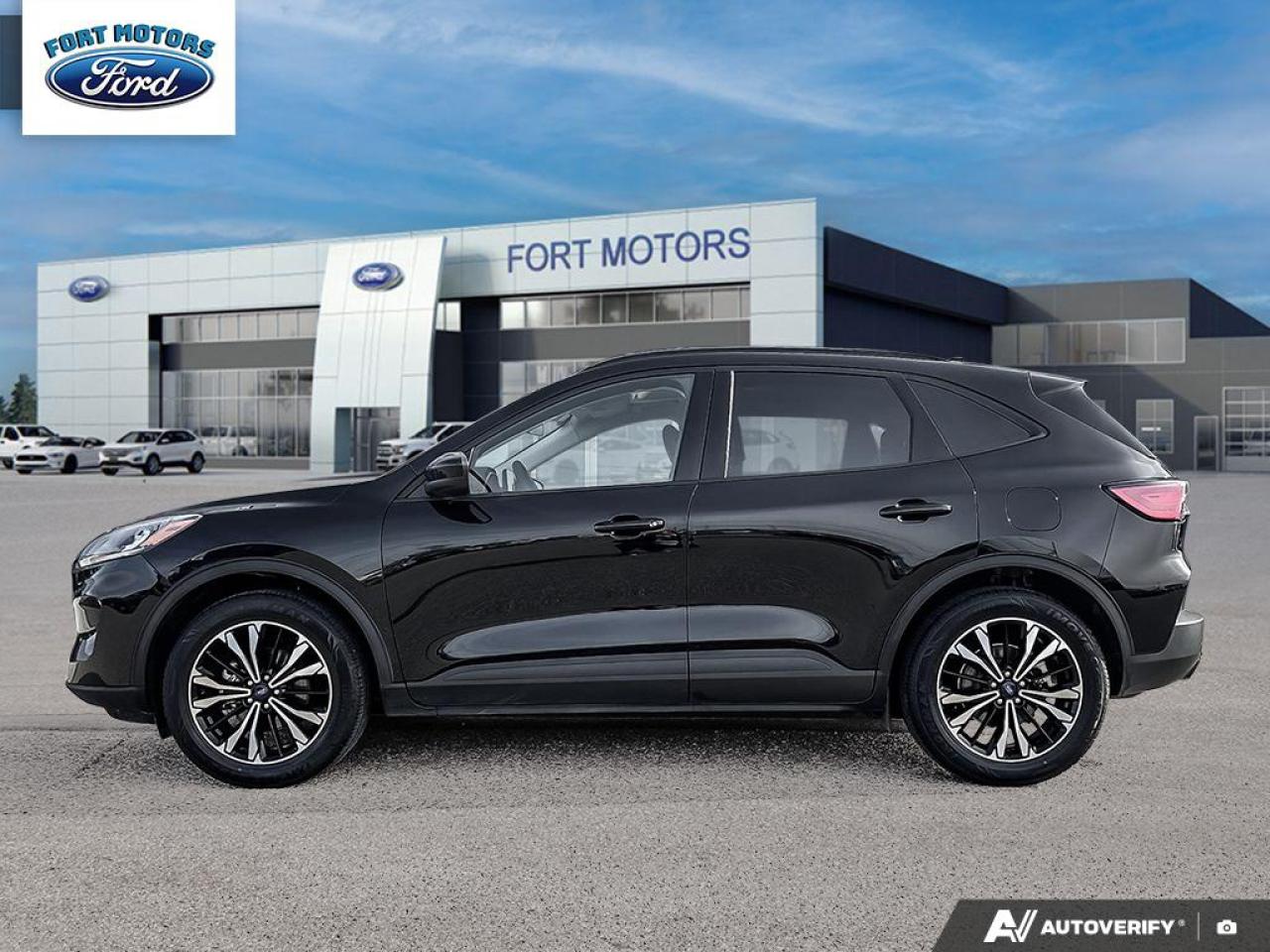 2022 Ford Escape SE Photo2