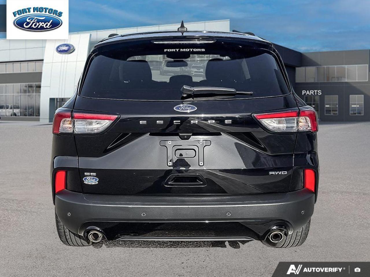 2022 Ford Escape SE Photo4