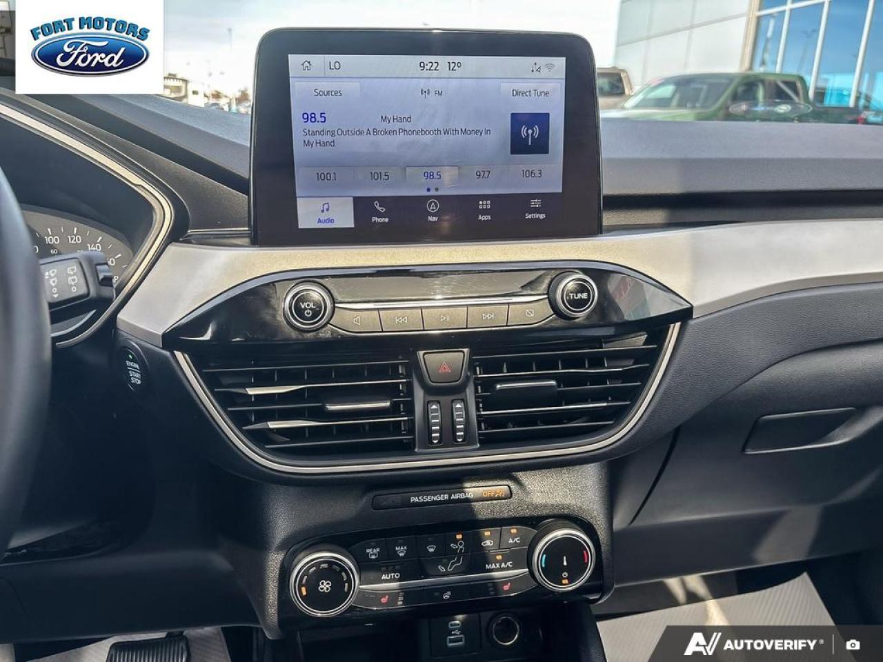 2022 Ford Escape SE Photo5