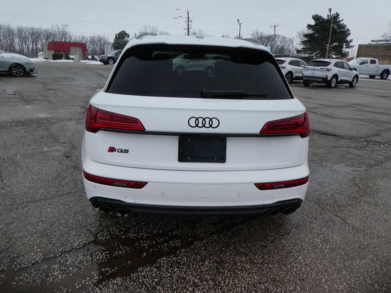 2022 Audi SQ5 Technik Photo3