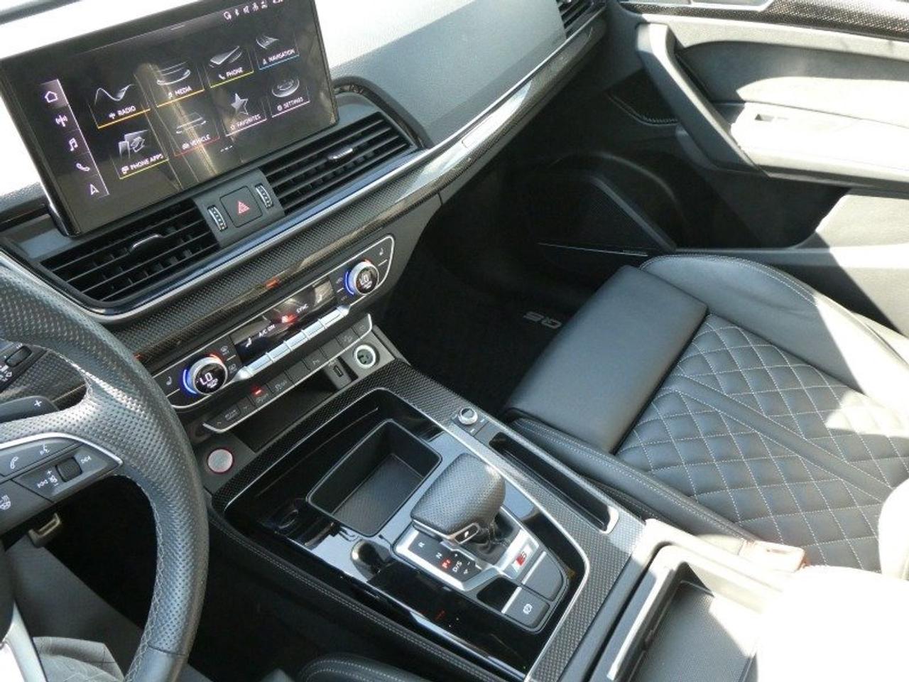 2022 Audi SQ5 Technik 4.99% OAC | Heated Seats | Panoramic Roof | Photo