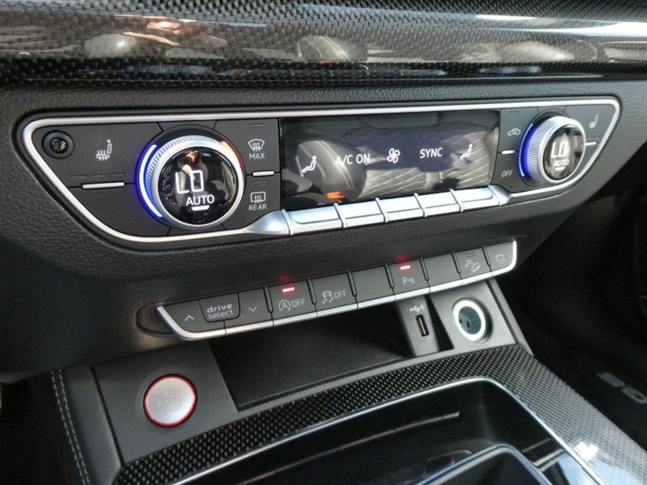 2022 Audi SQ5 Technik 4.99% OAC | Heated Seats | Panoramic Roof | Photo