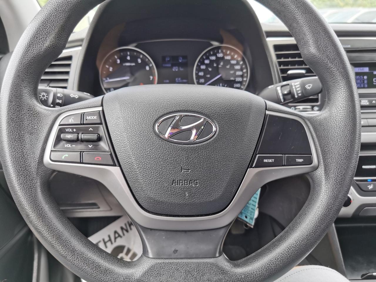 2018 Hyundai Elantra SE - Photo #10