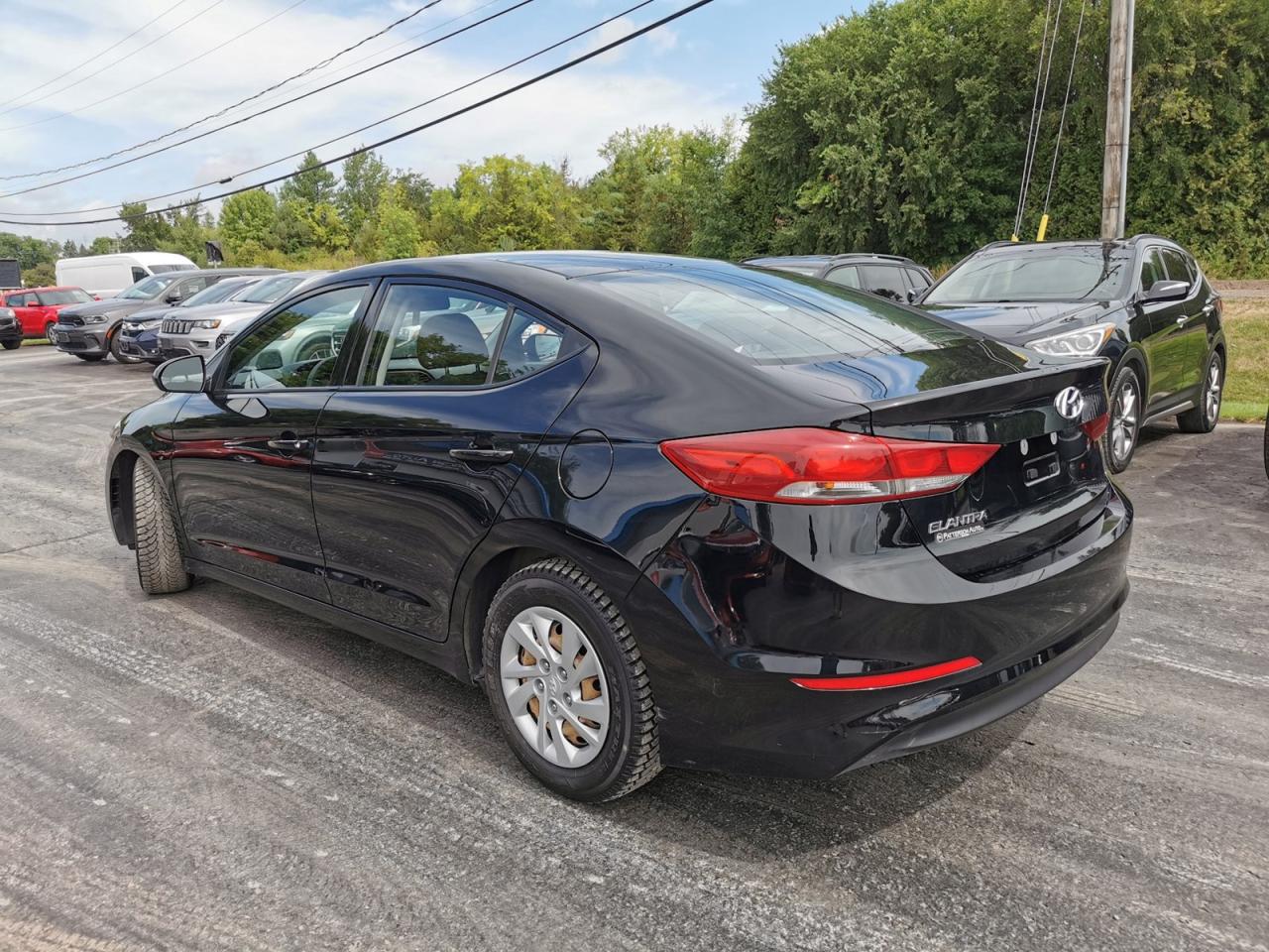 2018 Hyundai Elantra SE - Photo #23