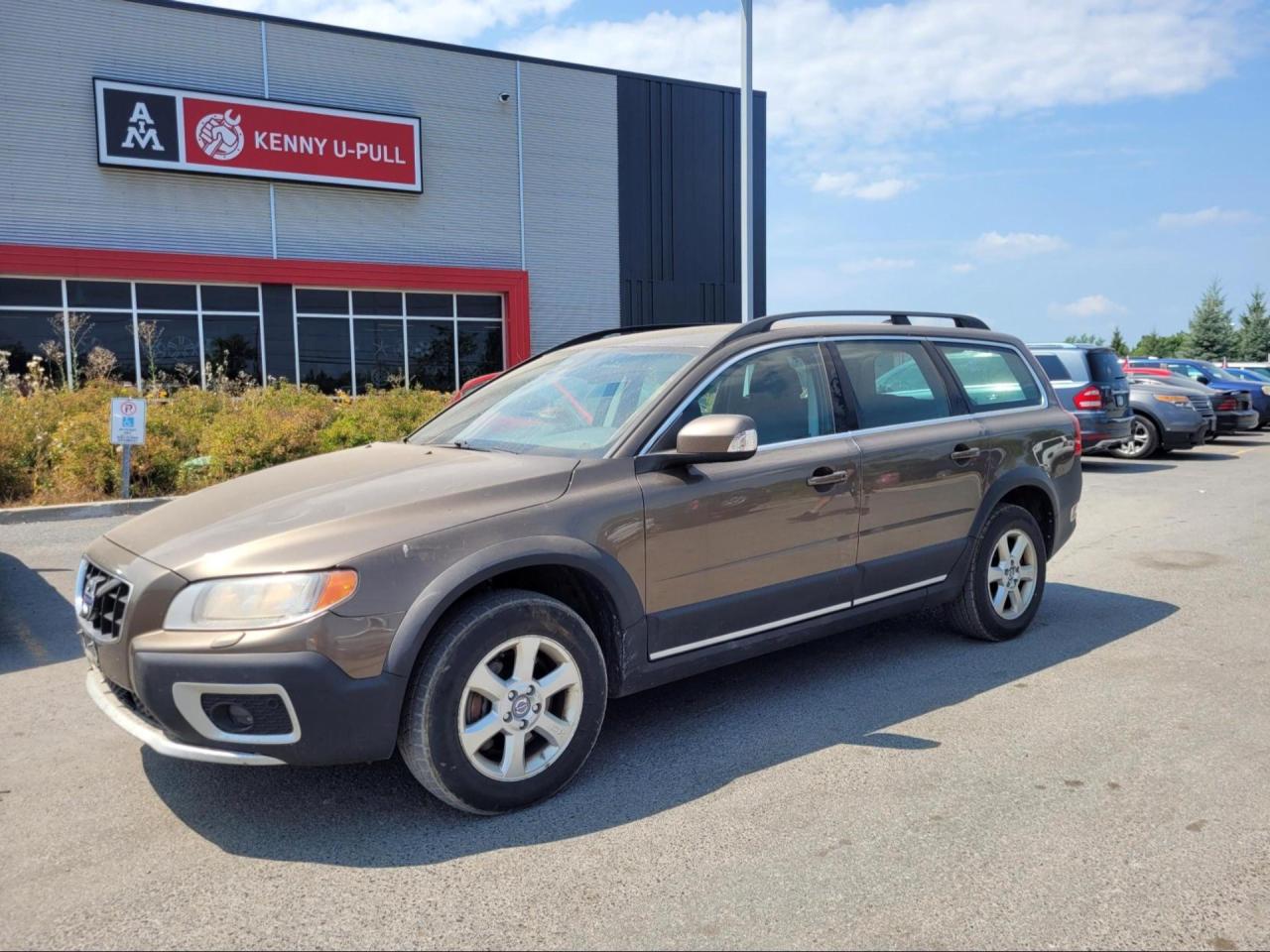 Used 2013 Volvo XC70  for sale in Ottawa, ON