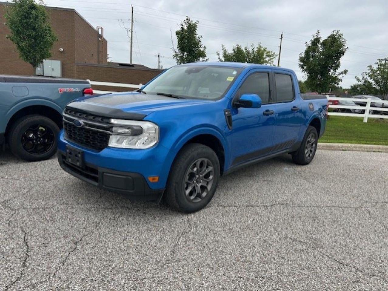 Used 2022 Ford Select XLT FWD SuperCrew for sale in Watford, ON