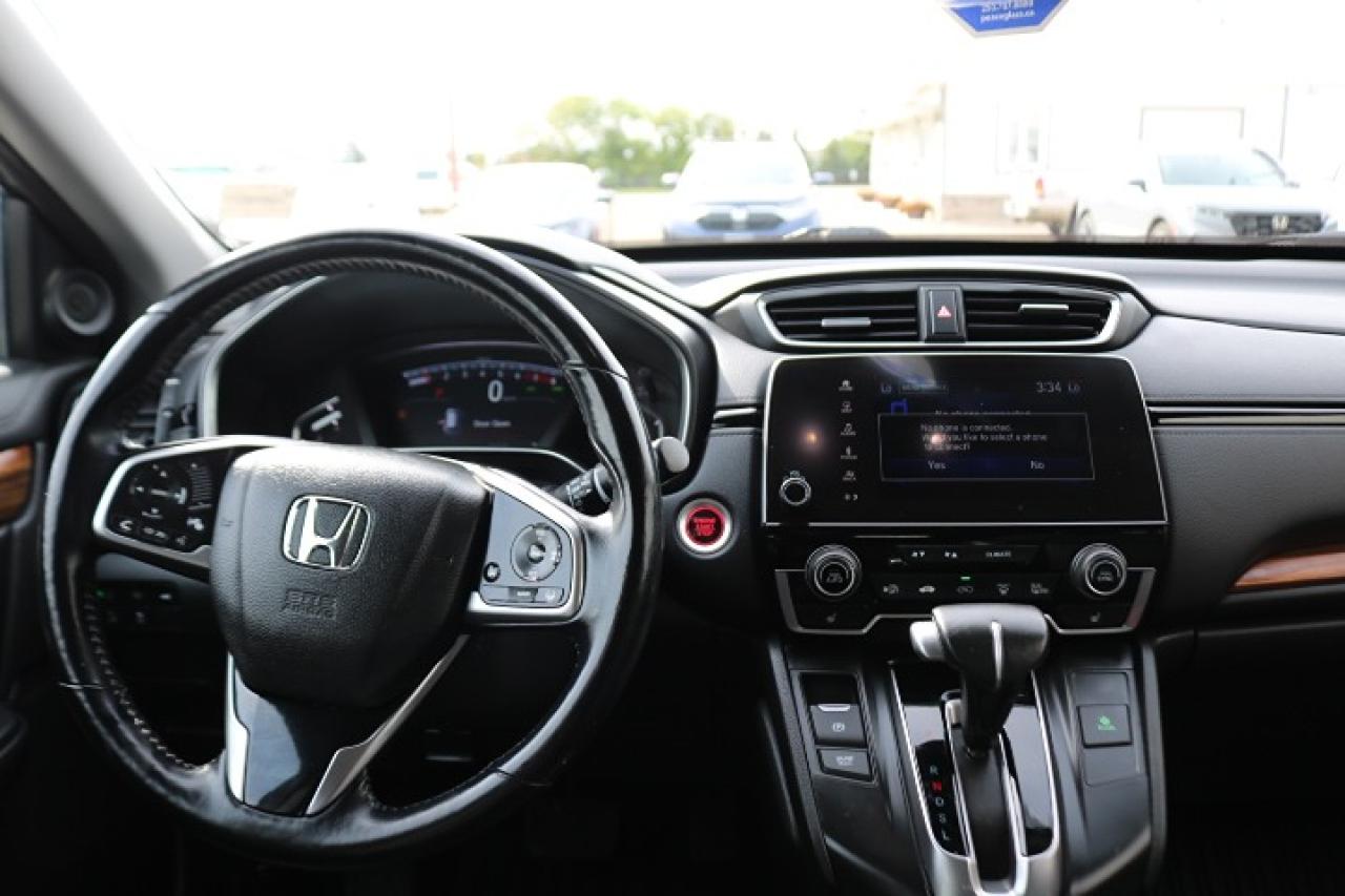 2017 Honda CR-V TOUR Photo