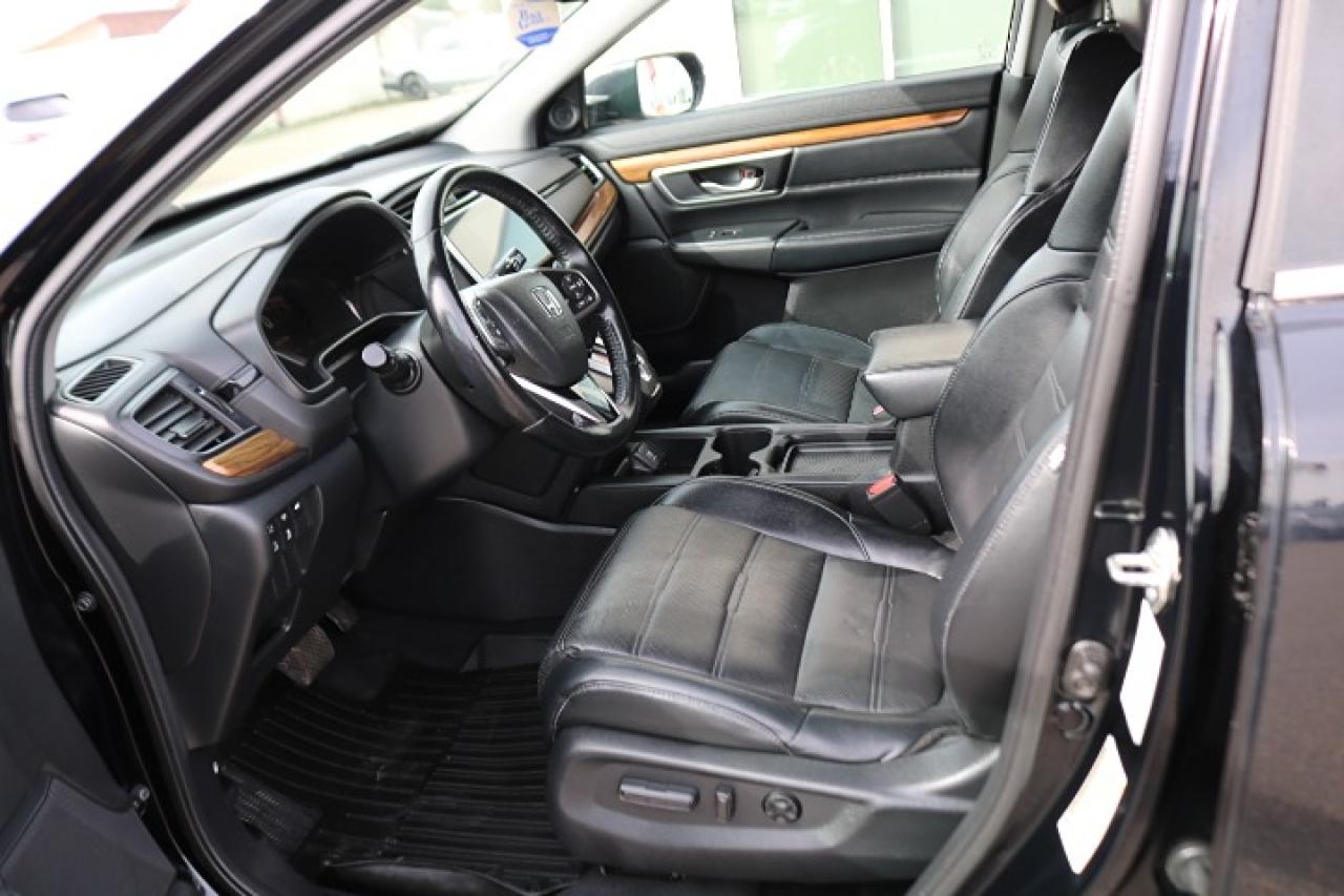 2017 Honda CR-V TOUR Photo