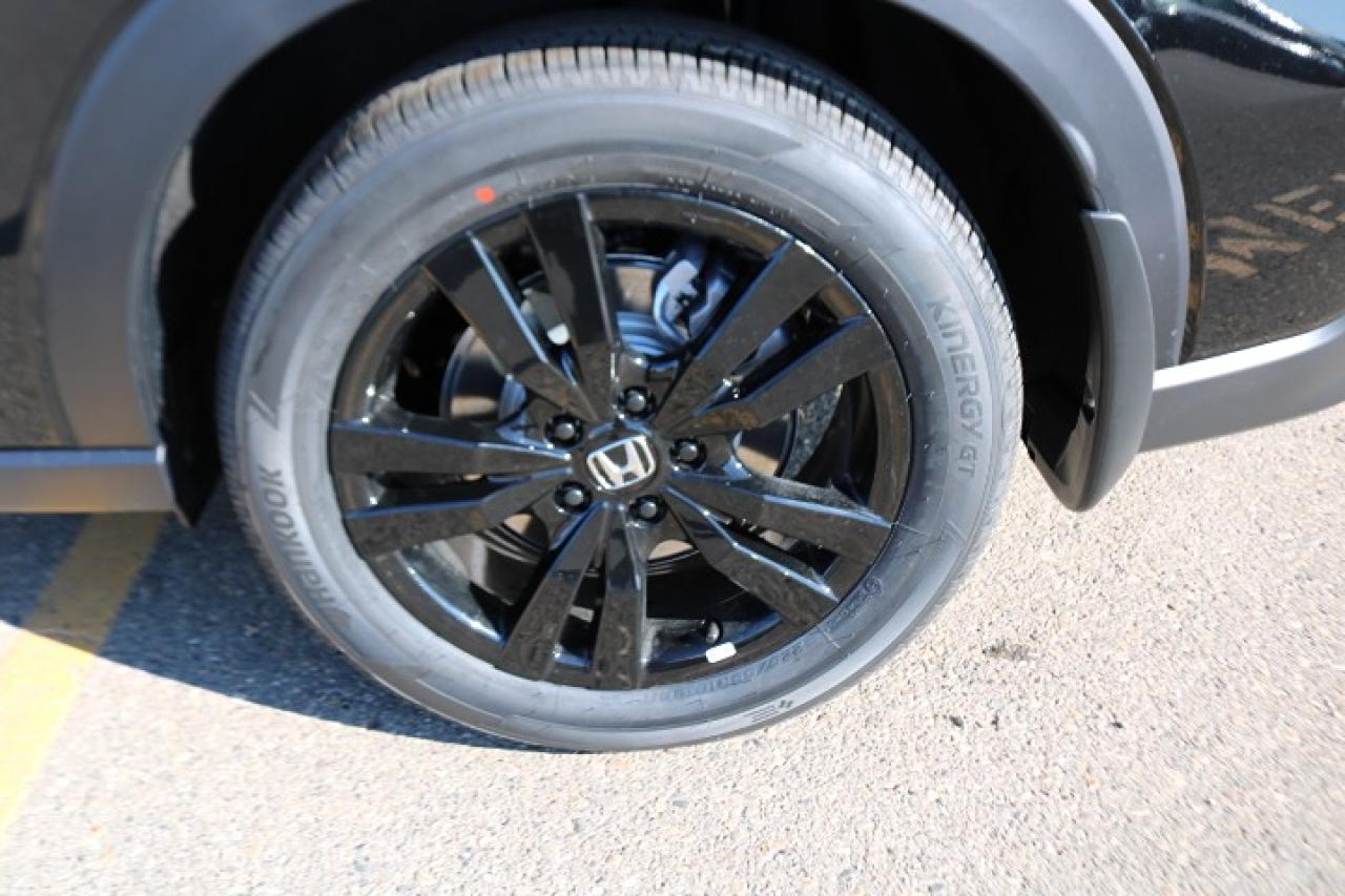 2026 Honda HR-V  Photo2