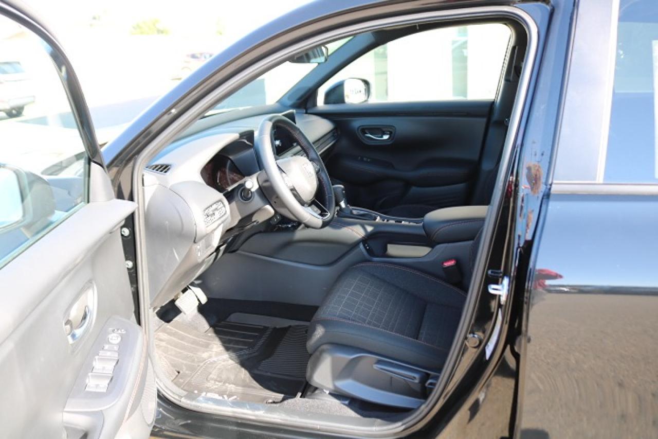 2026 Honda HR-V  Photo