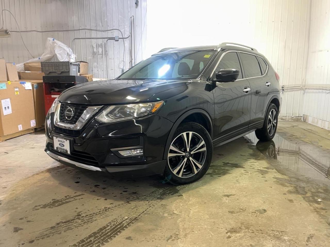 Used 2020 Nissan Rogue SV for sale in Huntsville, ON