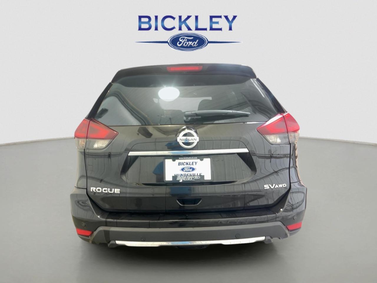 2020 Nissan Rogue SV Photo3