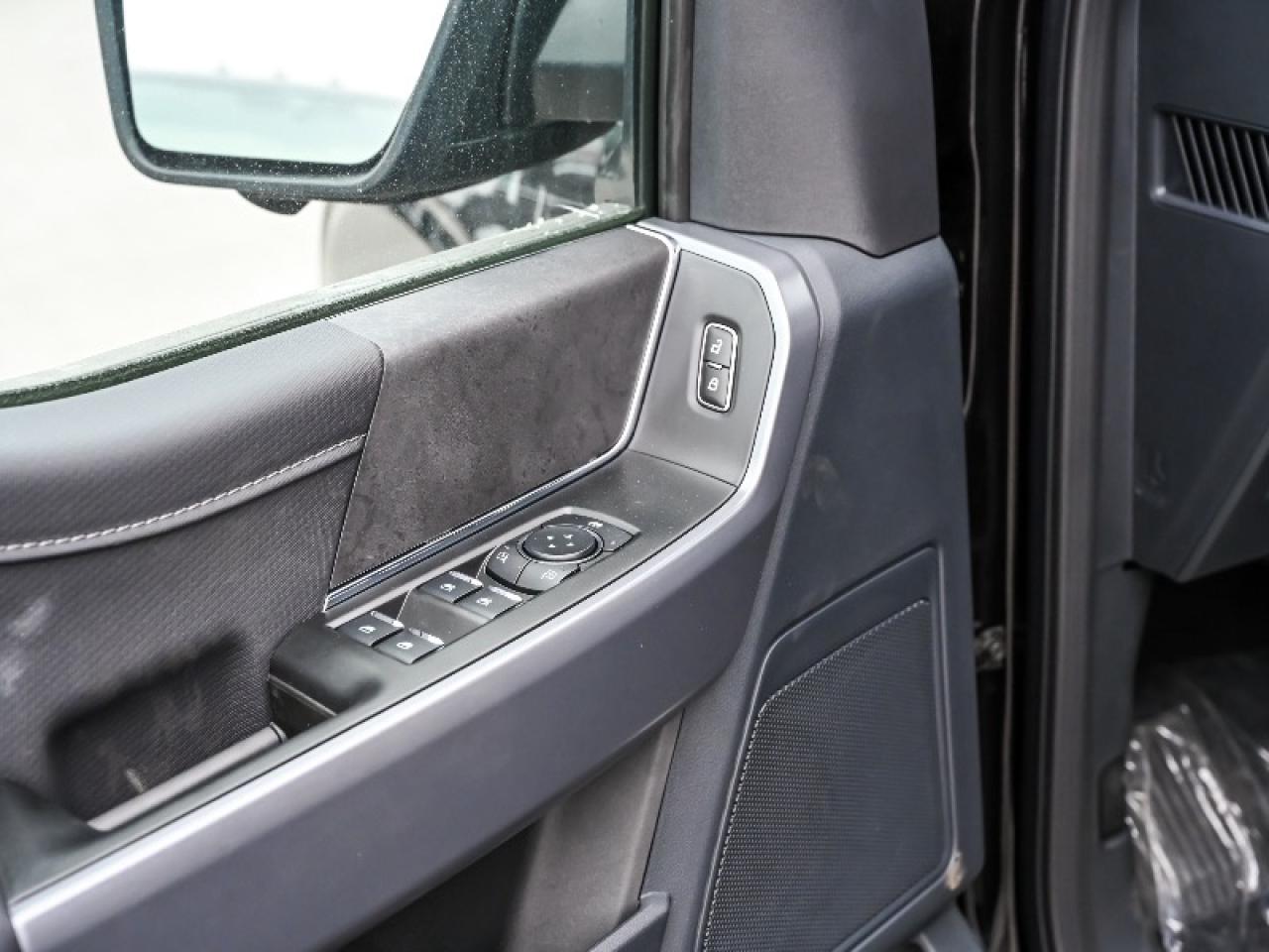 2025 Ford F-150 XLT Photo