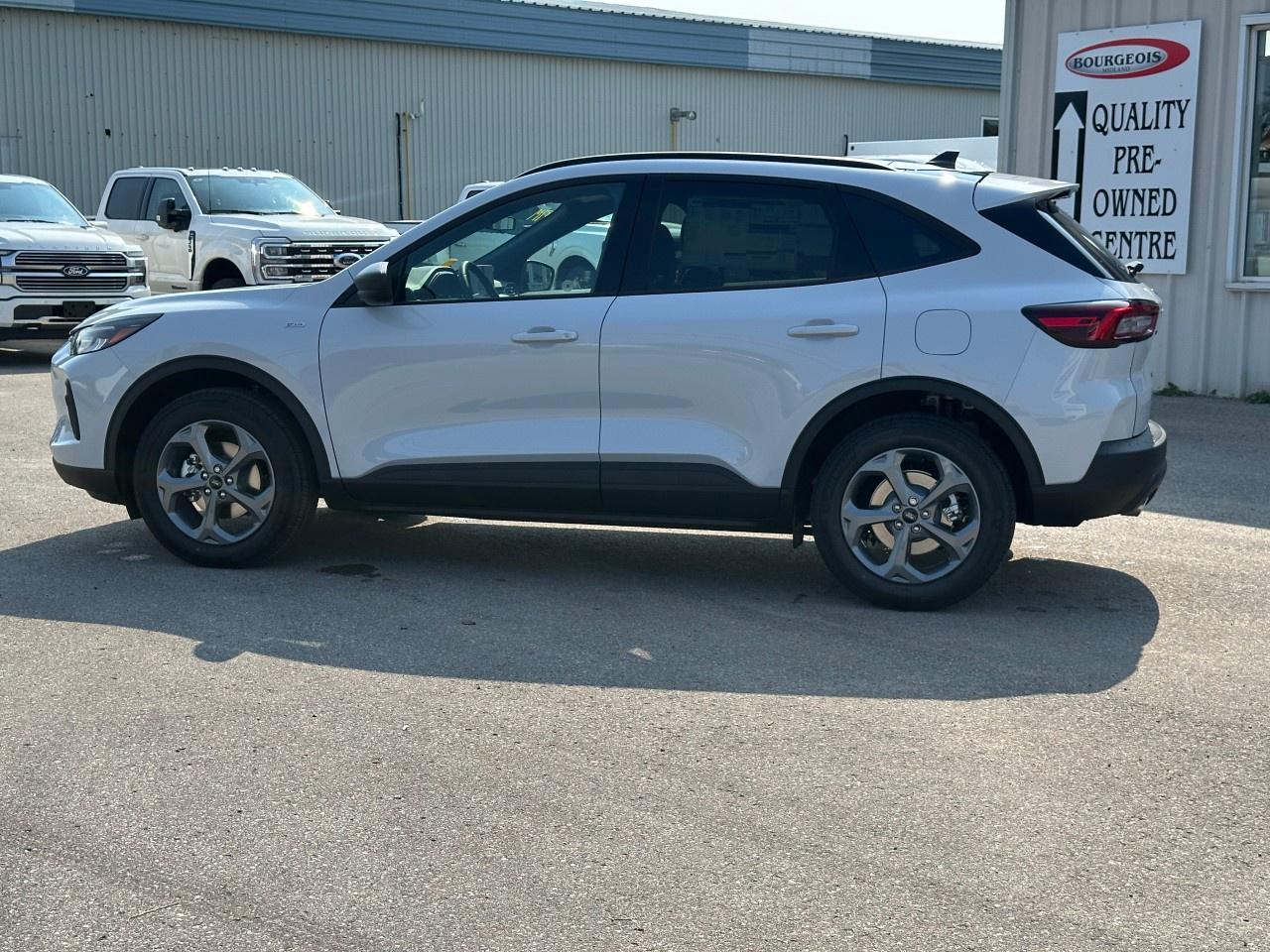 2025 Ford Escape ST-Line AWD Photo