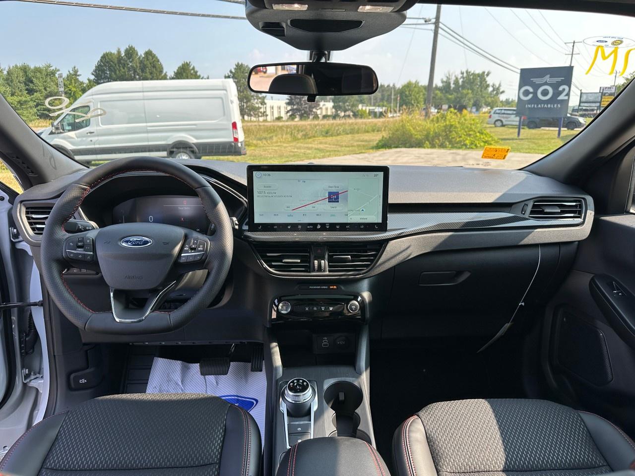 2025 Ford Escape ST-Line AWD Photo