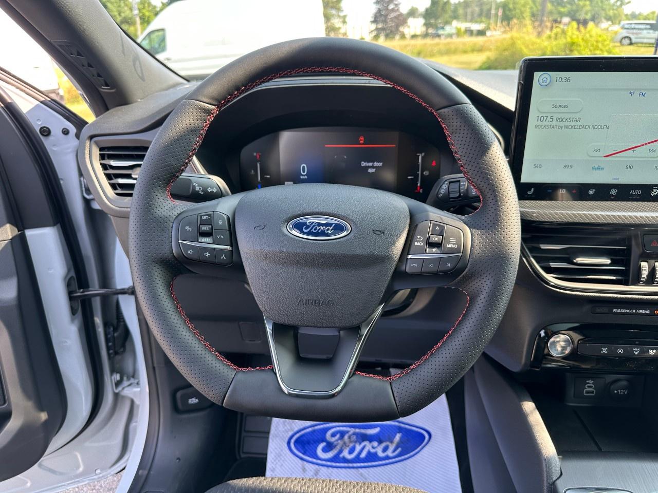 2025 Ford Escape ST-Line AWD Photo