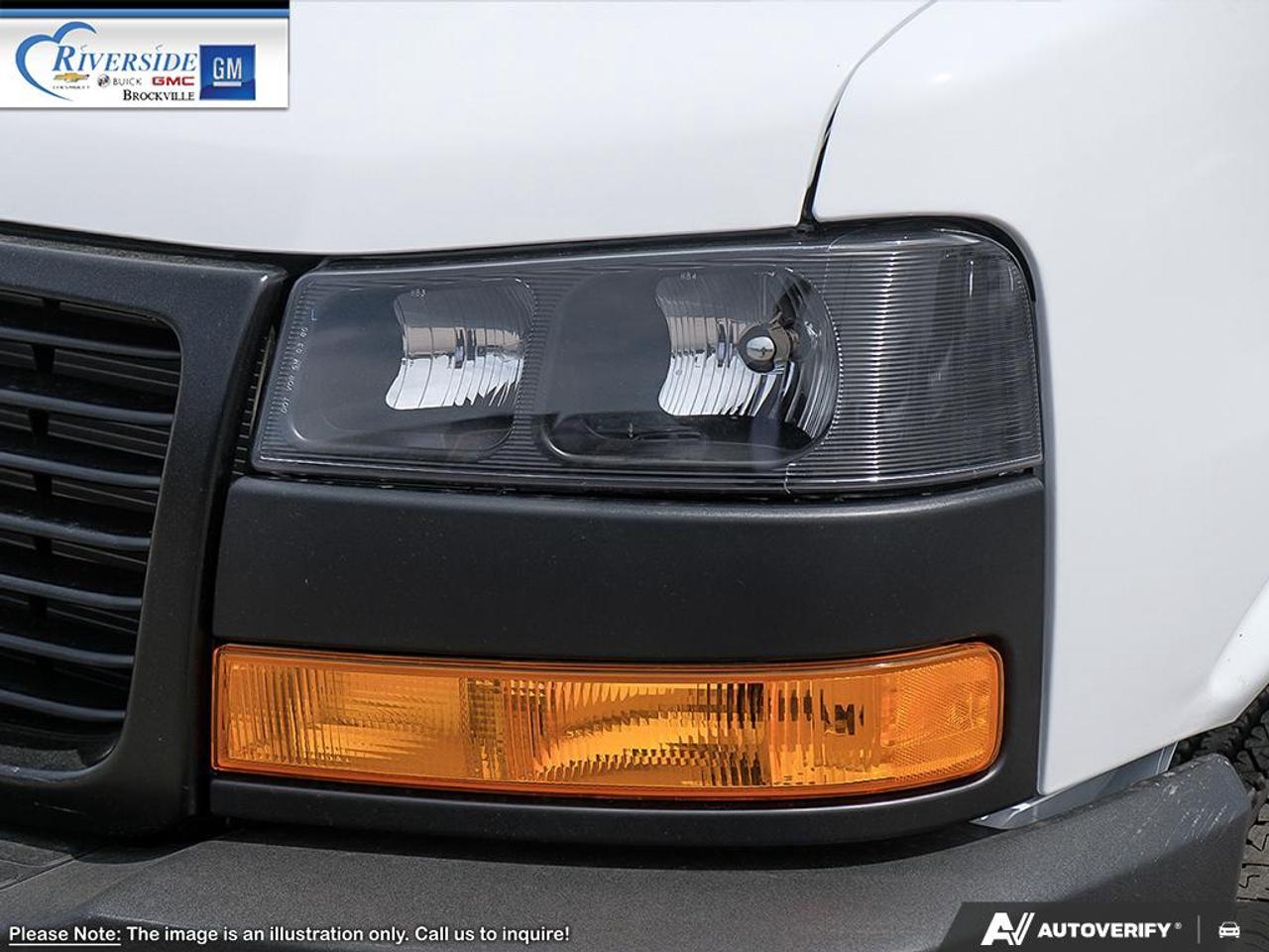 2025 GMC Savana 3500 Work Van Photo