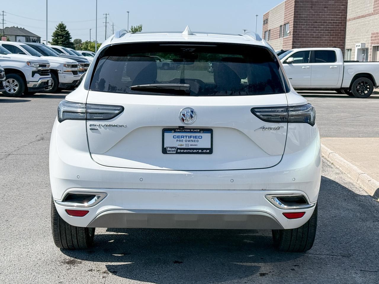 2021 Buick Envision Avenir 2.0L 4CYLTURBO, AVENIR AWD, HEATED & VENTILATED FRONT LEATHER SEATS, POWER MOONROOF, HEAD UP DISPLAY, TECHNOLOGY II PACKAGE, SAFETY PACKAGE, NAVIGATION, 20" ALLOY WHEELS Photo