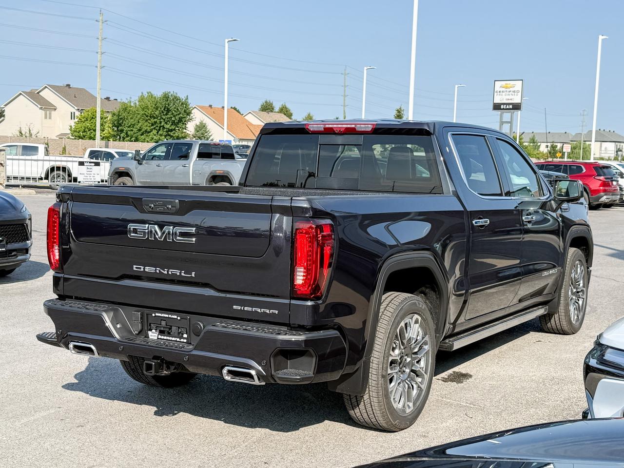 2026 GMC Sierra 1500 Denali Ultimate 3.0L DURAMAX WITH REMOTE START/ENTRY, HEATED SEATS, HEATED STEERING WHEEL, VENTILATED/MASSAGE SEATS, SUNROOF, HD SURROUND VISION Photo