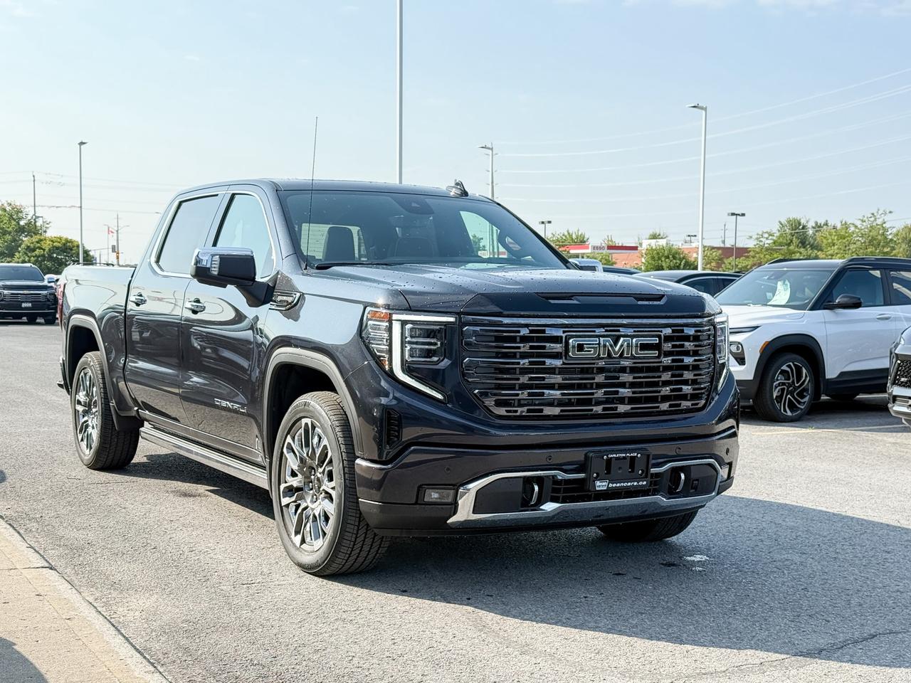 2026 GMC Sierra 1500 Denali Ultimate 3.0L DURAMAX WITH REMOTE START/ENTRY, HEATED SEATS, HEATED STEERING WHEEL, VENTILATED/MASSAGE SEATS, SUNROOF, HD SURROUND VISION Photo
