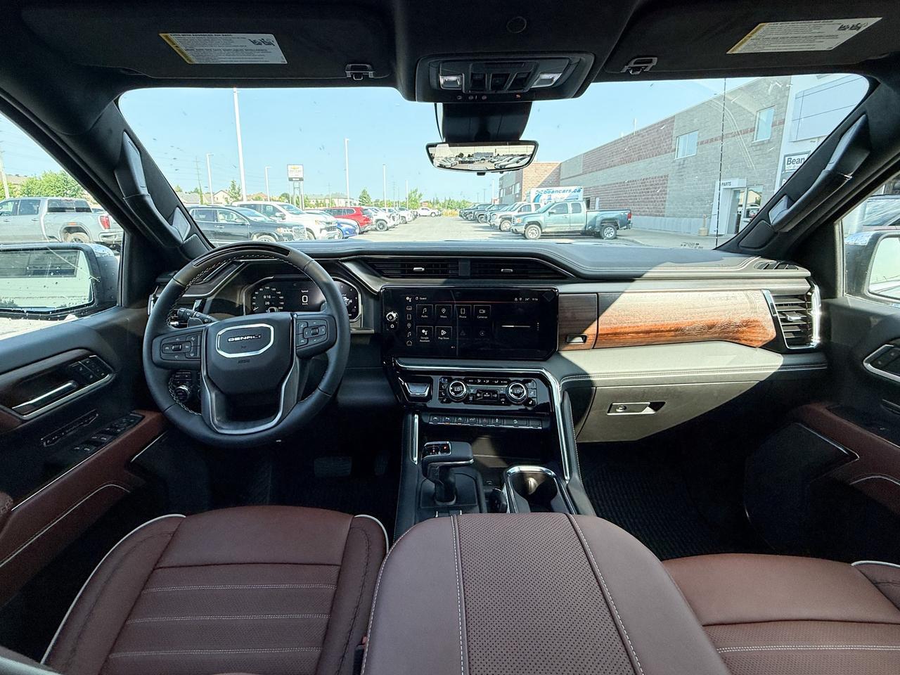 2026 GMC Sierra 1500 Denali Ultimate 3.0L DURAMAX WITH REMOTE START/ENTRY, HEATED SEATS, HEATED STEERING WHEEL, VENTILATED/MASSAGE SEATS, SUNROOF, HD SURROUND VISION Photo