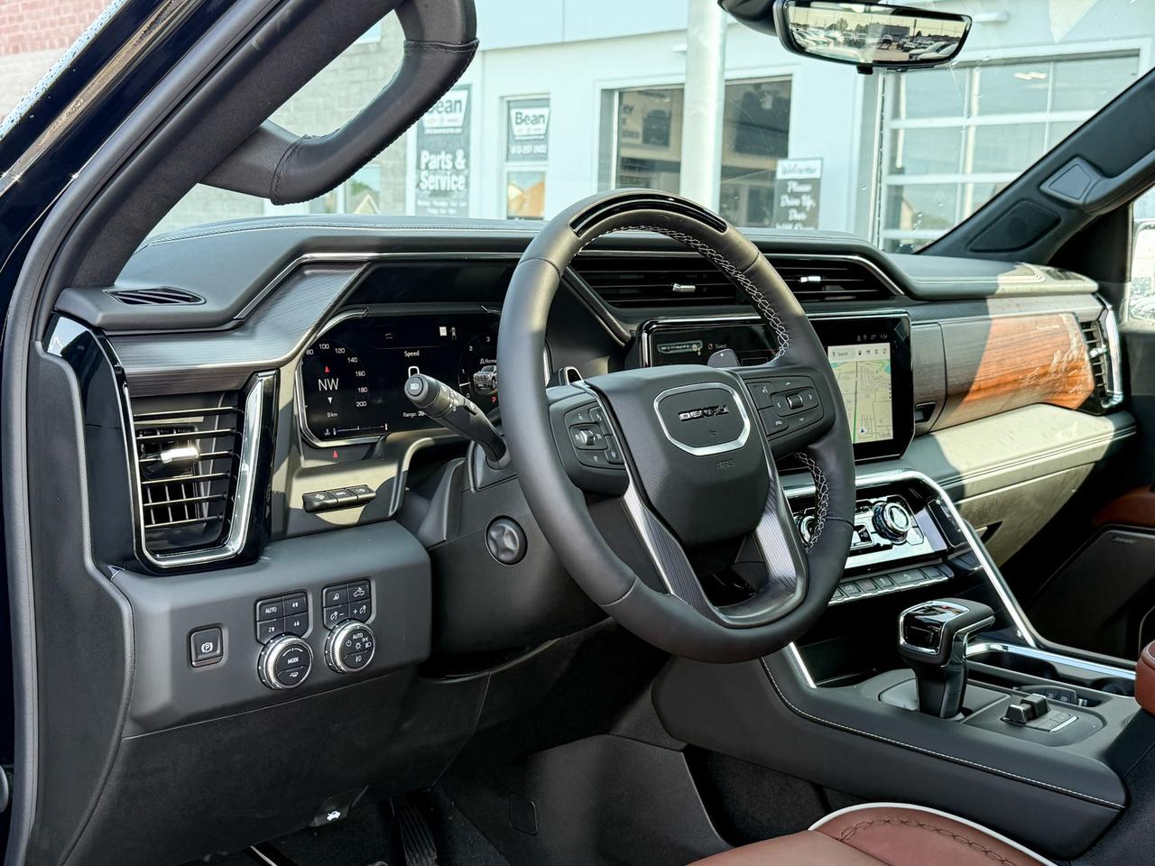 2026 GMC Sierra 1500 Denali Ultimate 6.2L V8 WITH REMOTE START/ENTRY, HEATED SEATS, HEATED STEERING WHEEL, VENTILATED/MASSAGE SEATS, SUNROOF, HD SURROUND VISION Photo