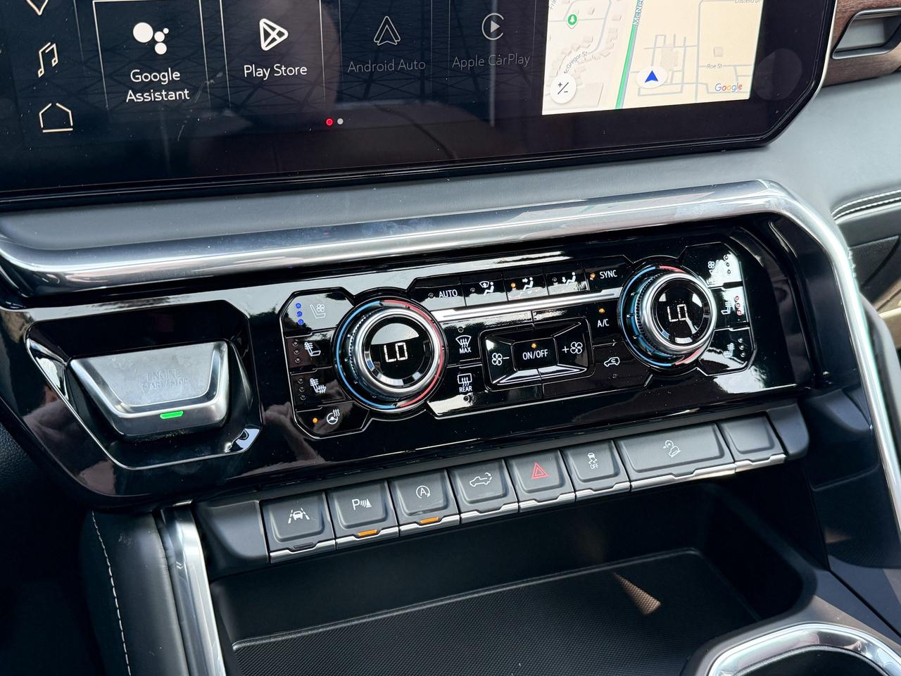 2026 GMC Sierra 1500 Denali Ultimate 6.2L V8 WITH REMOTE START/ENTRY, HEATED SEATS, HEATED STEERING WHEEL, VENTILATED/MASSAGE SEATS, SUNROOF, HD SURROUND VISION Photo