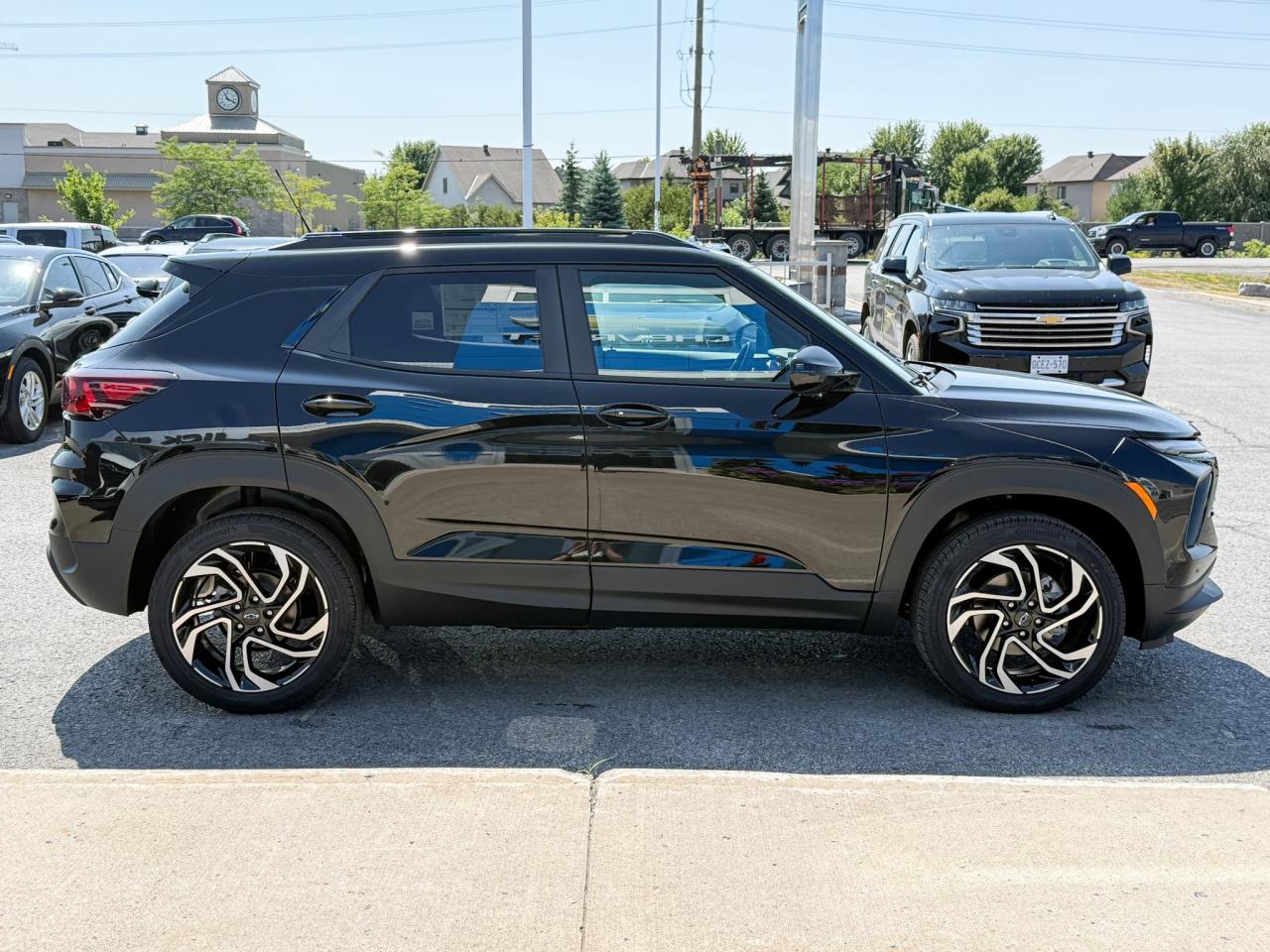 2026 Chevrolet TrailBlazer RS 1.3L 3 CYL WITH REMOTE START/ENTRY, HEATED SEATS, HEATED STEERING WHEEL, HD REAR VISION CAMERA, POWER LIFTGATE, APPLE CARPLAY AND ANDROID AUTO Photo
