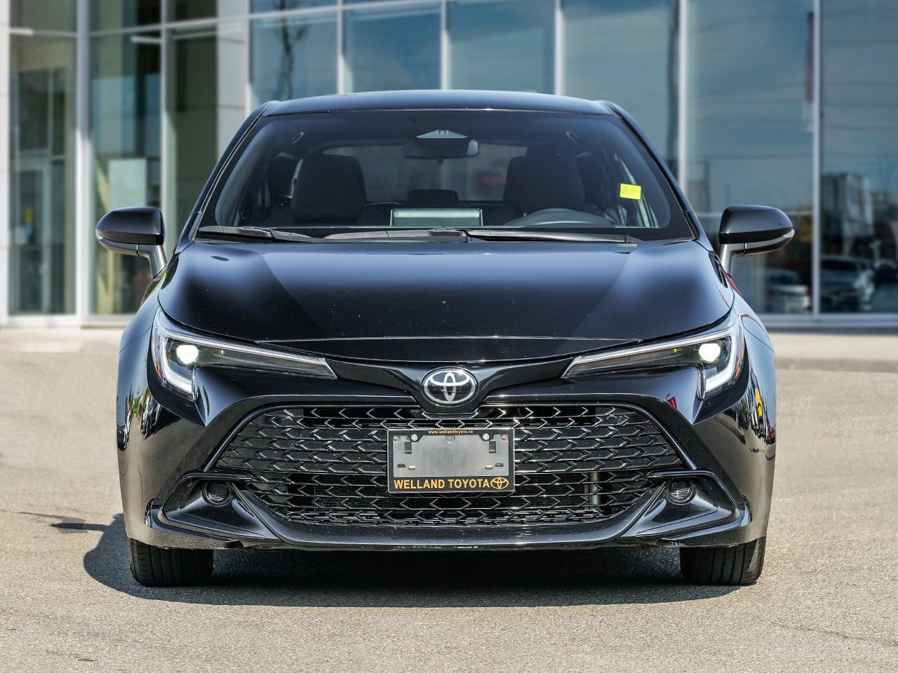 2023 Toyota Corolla Hatchback Photo3