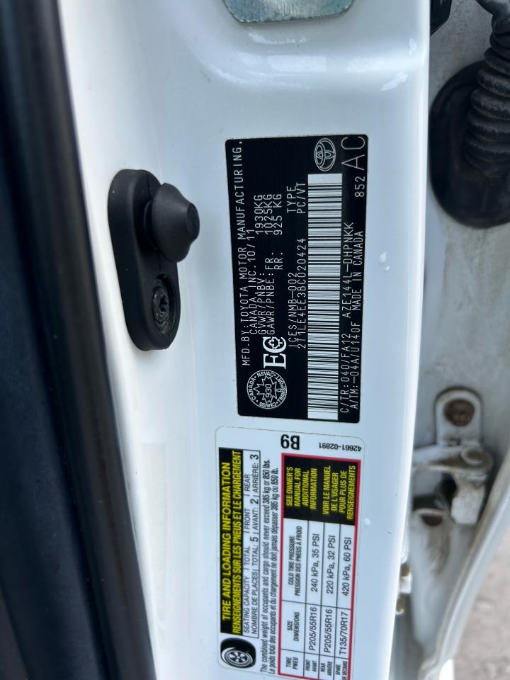 2011 Toyota Matrix AWD, S - Photo #15