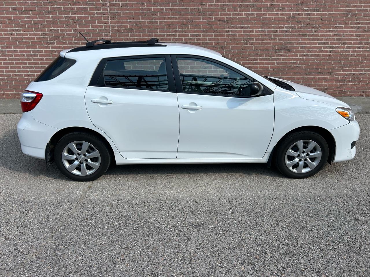 2011 Toyota Matrix AWD, S - Photo #17
