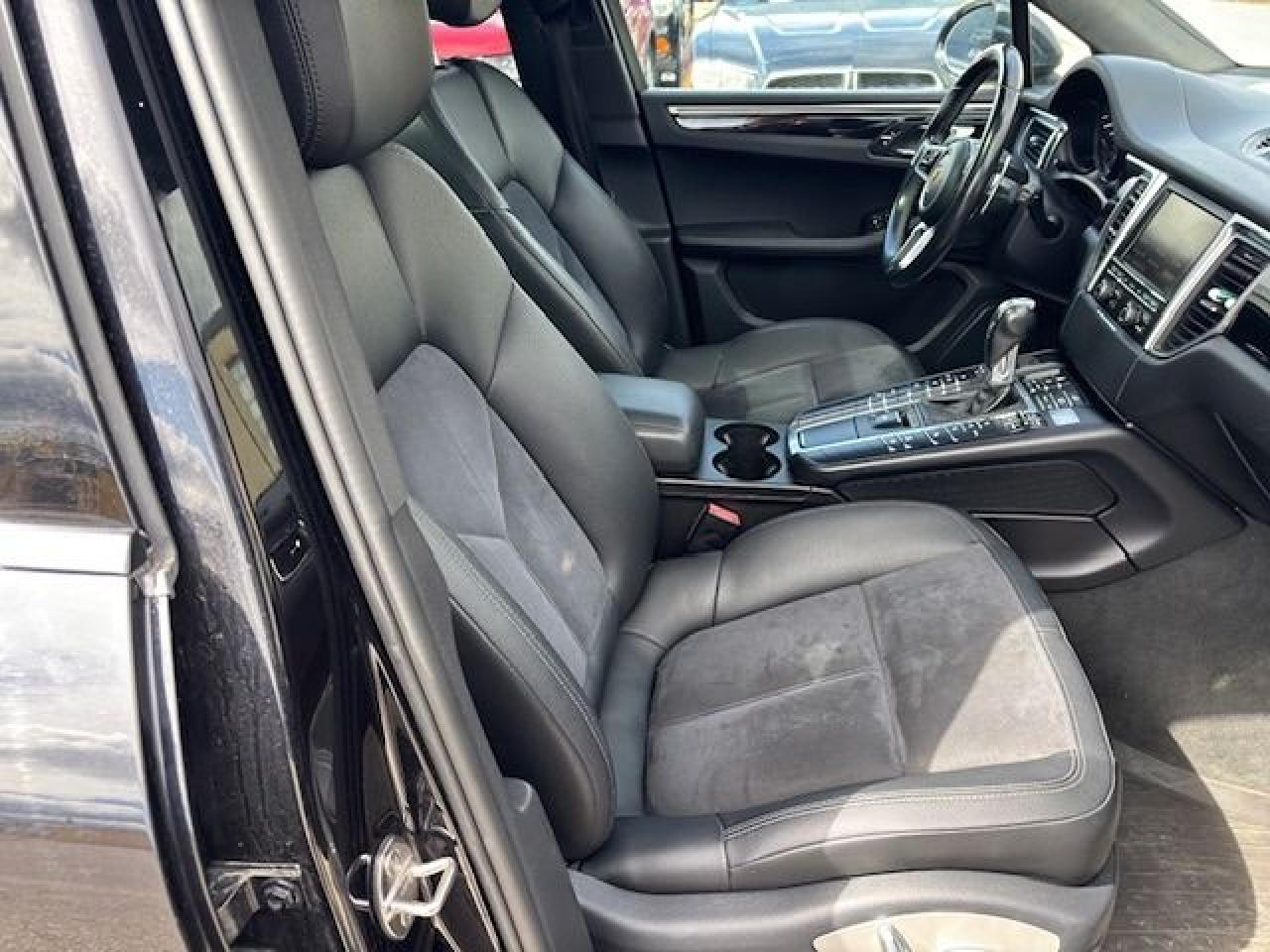 2016 Porsche Macan S PANORAMIC ROOF - Photo #8