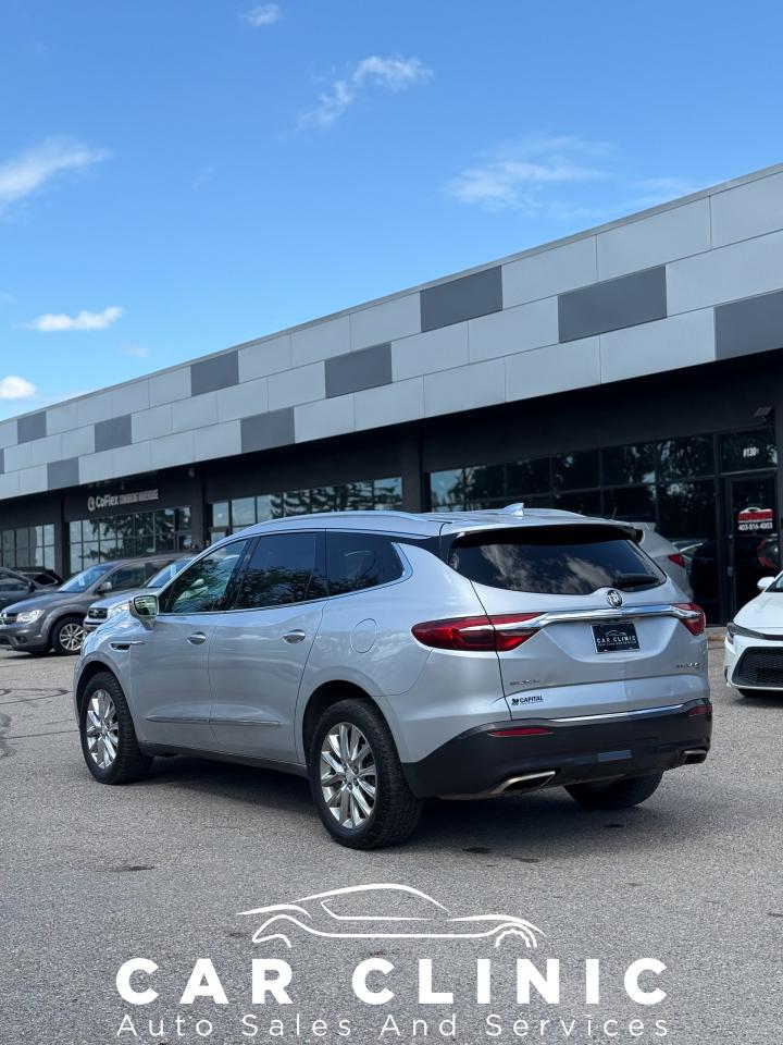 2018 Buick Enclave Essence - Photo #4