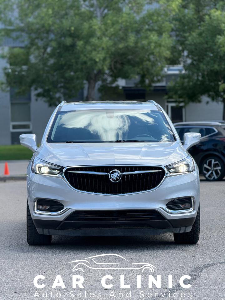 2018 Buick Enclave Essence - Photo #2
