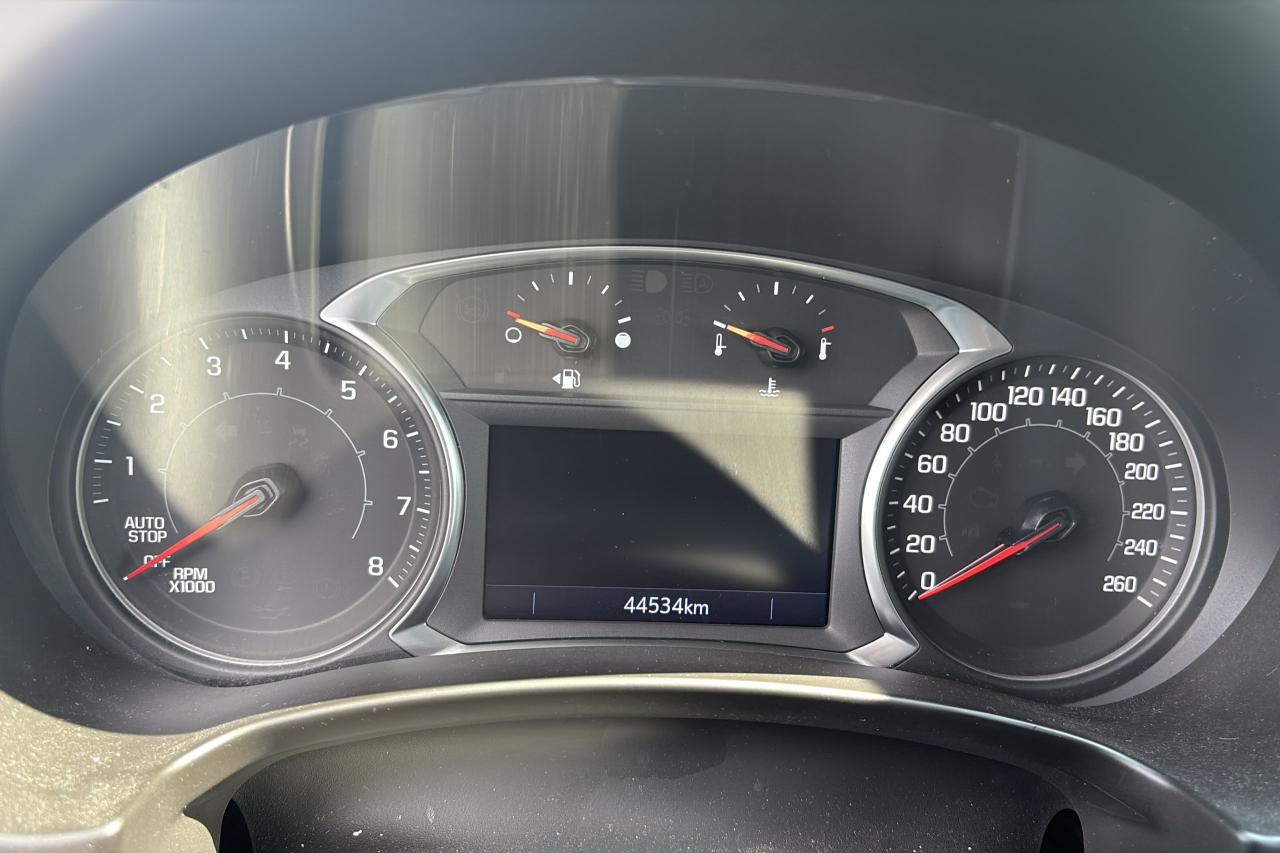 2024 GMC Terrain SLT - Photo #5