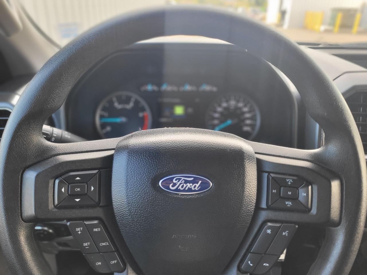 2019 Ford F-250 SUPER DUTY XLT 4X4 SUPER CREW W/ 6.7 Photo5