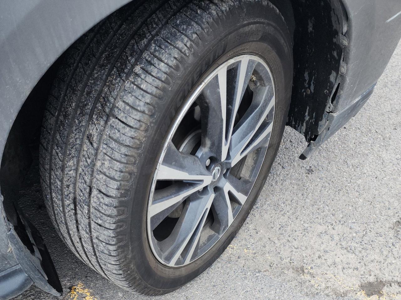 2018 Nissan Pathfinder Platinum 4WD - Photo #6