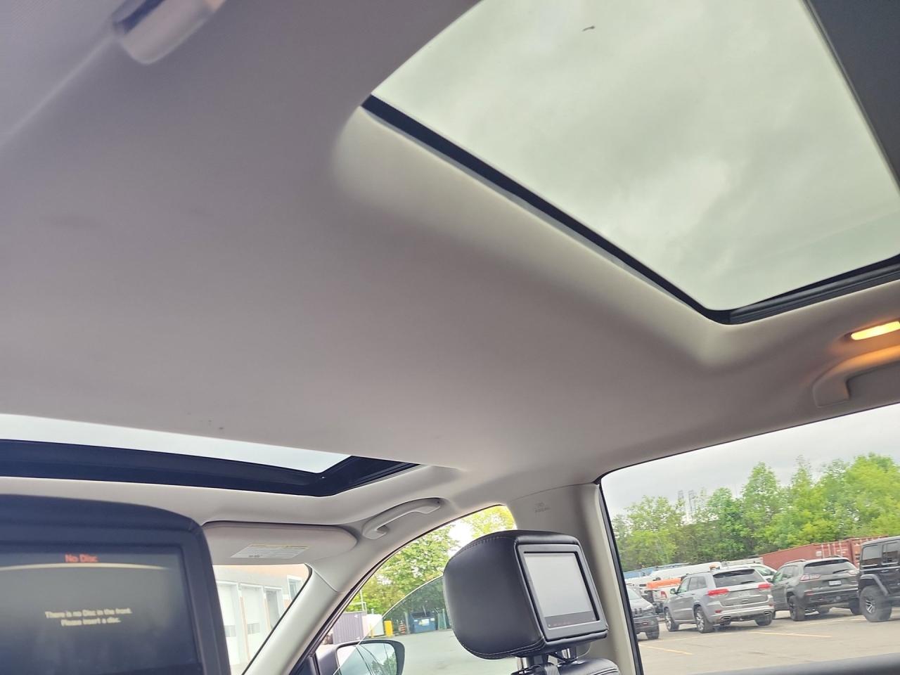 2018 Nissan Pathfinder Platinum 4WD - Photo #11
