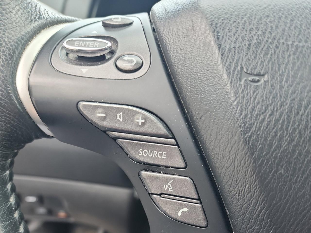 2018 Nissan Pathfinder Platinum 4WD - Photo #13