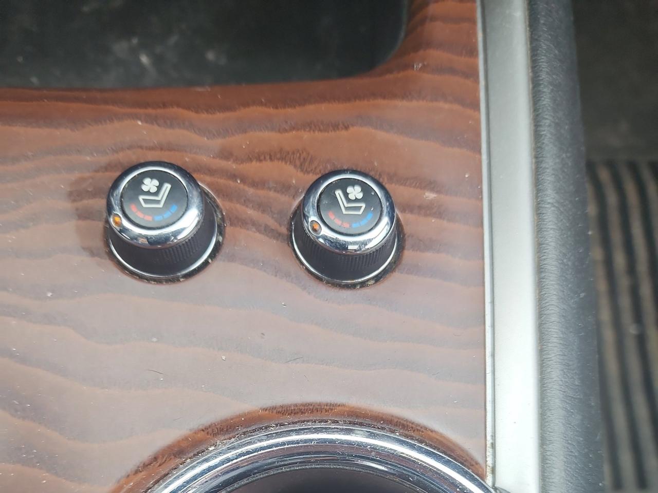 2018 Nissan Pathfinder Platinum 4WD - Photo #16