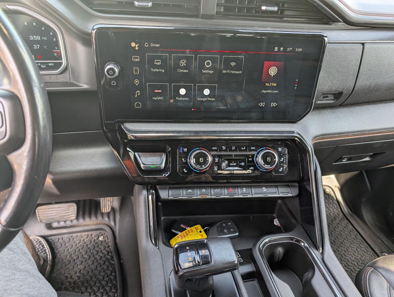 2022 GMC Sierra 1500 AT4 - Photo #4
