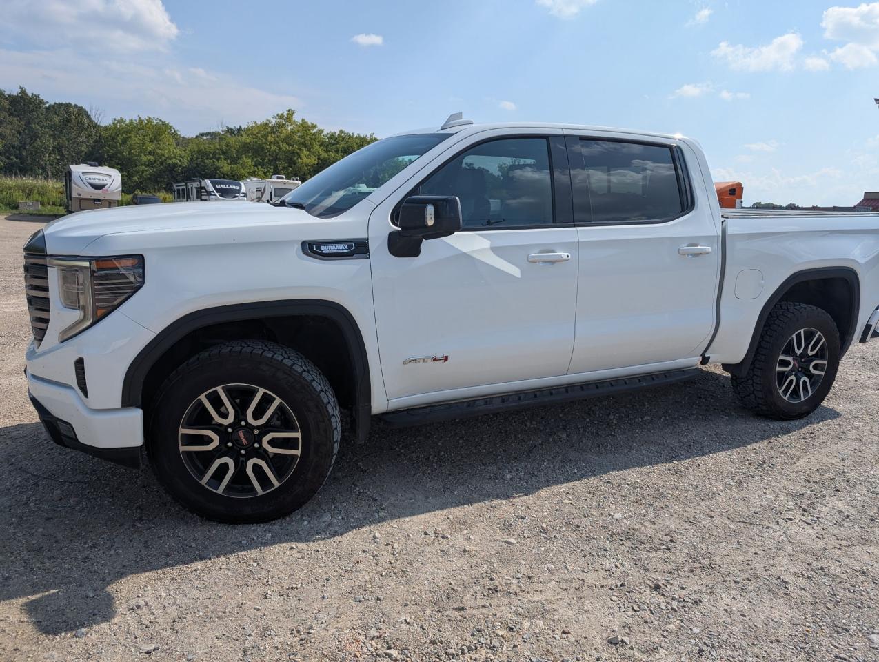 2022 GMC Sierra 1500 AT4 - Photo #2