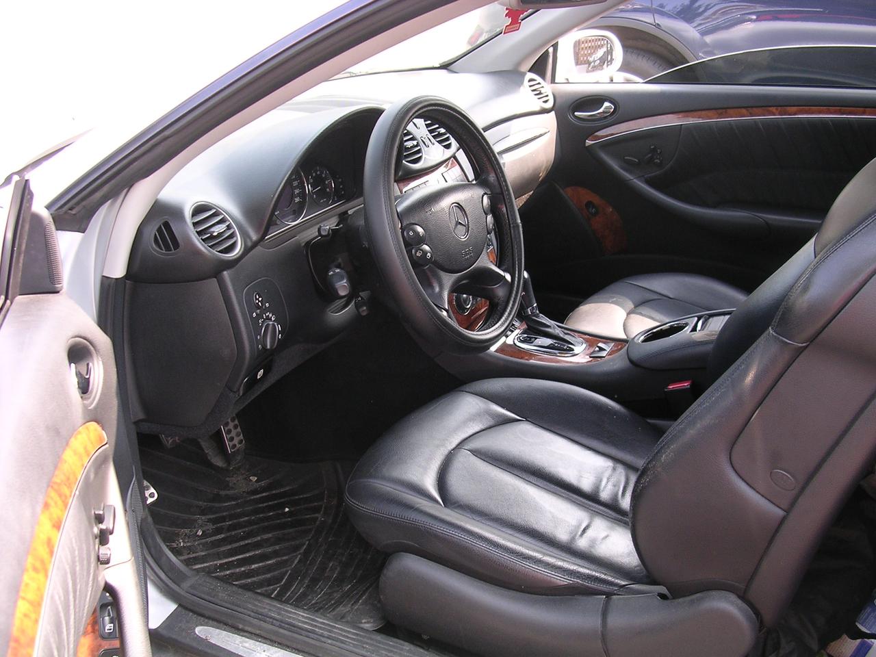 2006 Mercedes-Benz CLK 2dr Cabriolet 3.5L Photo