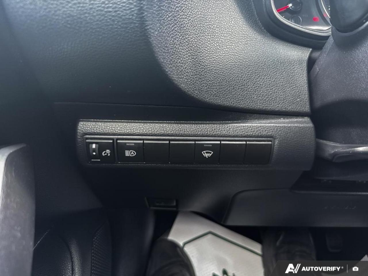 2022 Toyota Corolla SE / NO ACCIDENTS / HTD SEATS / LANE ASSIST / AUTO - Photo #14