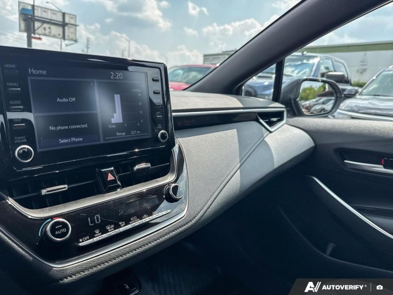 2022 Toyota Corolla SE / NO ACCIDENTS / HTD SEATS / LANE ASSIST / AUTO - Photo #23