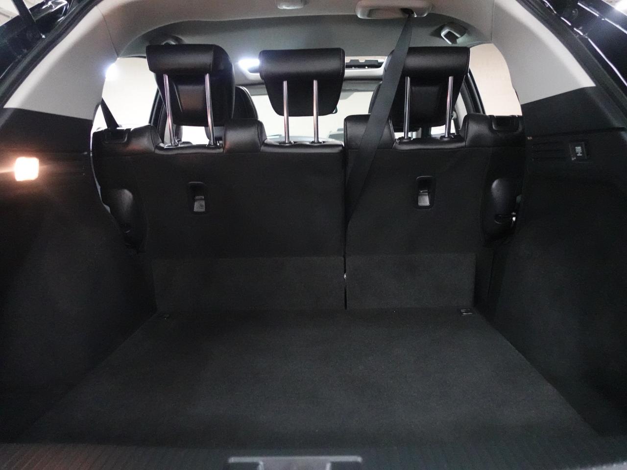 2022 Honda HR-V TOURING | AWD | Nav | Leather | Sunroof | CarPlay