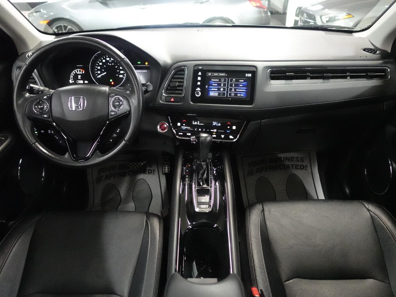 2022 Honda HR-V TOURING | AWD | Nav | Leather | Sunroof | CarPlay