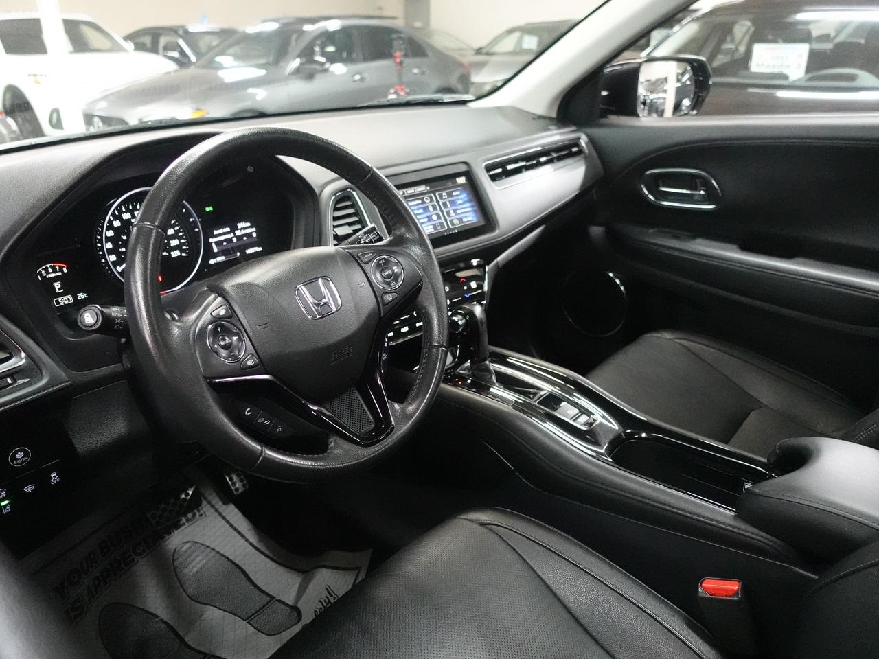 2022 Honda HR-V TOURING | AWD | Nav | Leather | Sunroof | CarPlay Photo